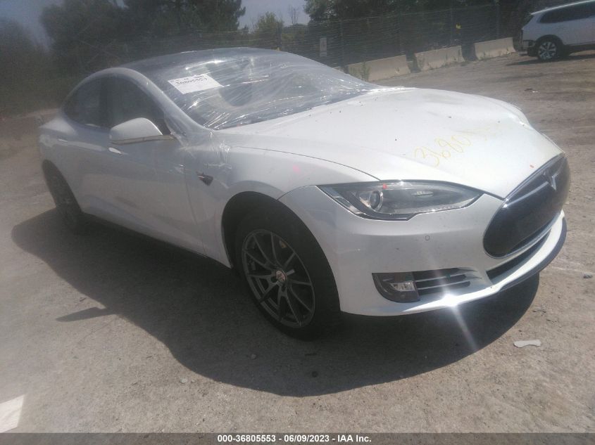 2014 TESLA MODEL S 60 KWH BATTERY/P85 - 5YJSA1H17EFP32983
