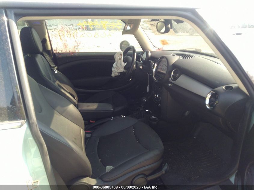2013 MINI COOPER HARDTOP - WMWSU3C59DT679242