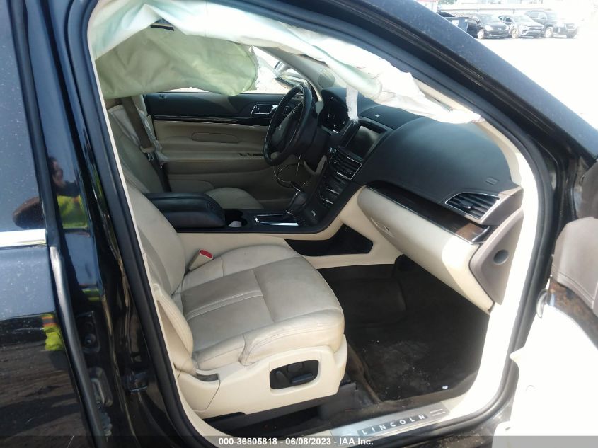 2013 LINCOLN MKT ECOBOOST - 2LMHJ5AT3DBL53875