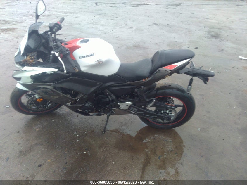 VIN ML5EXER19PDA85284 2023 KAWASAKI EX650 R