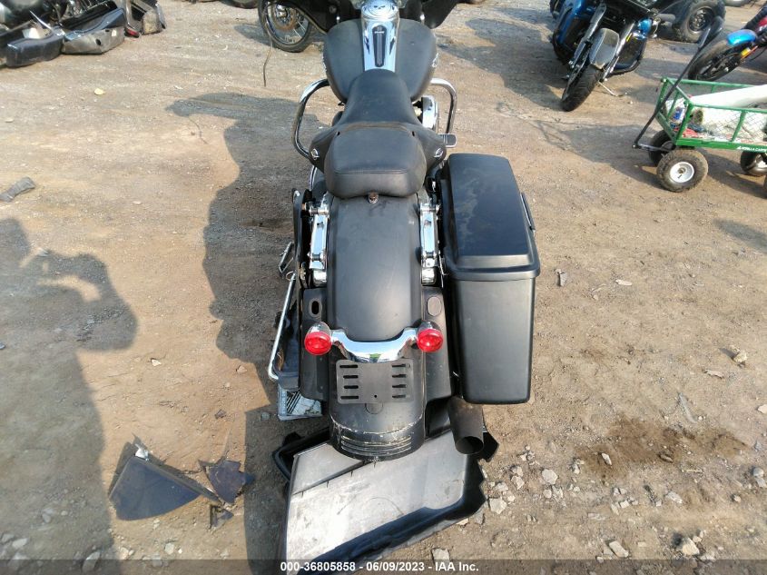 2010 HARLEY-DAVIDSON FLHX - 1HD1KB415AB610719