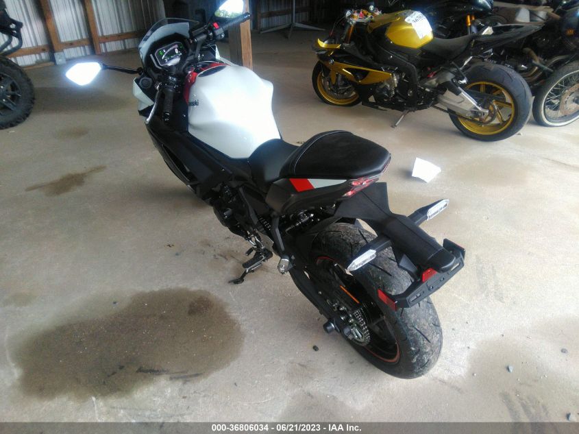 2023 KAWASAKI EX650 R - ML5EXER17PDA95540