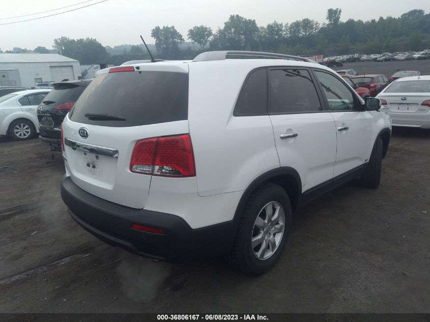 2013 KIA SORENTO LX - 5XYKTCA68DG414339