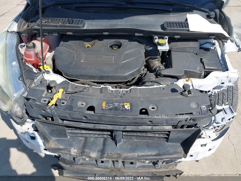 VIN 1FMCU0G99HUE35461 2017 FORD ESCAPE SE