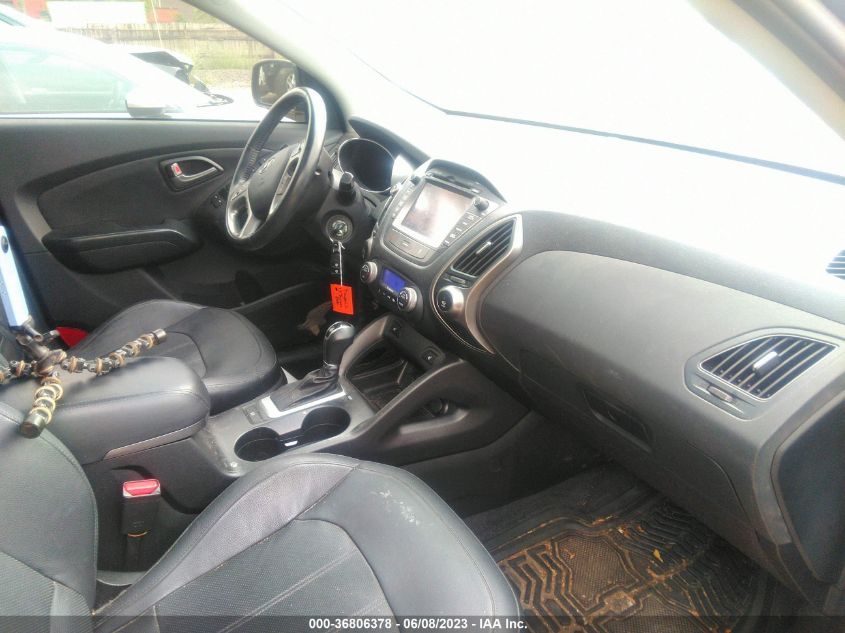 2015 HYUNDAI TUCSON LIMITED/SE - KM8JUCAG0FU067460