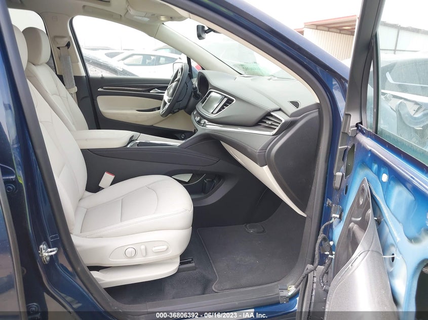 VIN 5GAERBKW8PJ202471 2023 BUICK ENCLAVE ESSENCE