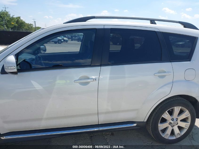 2013 MITSUBISHI OUTLANDER SE - JA4AS3AW3DU002921