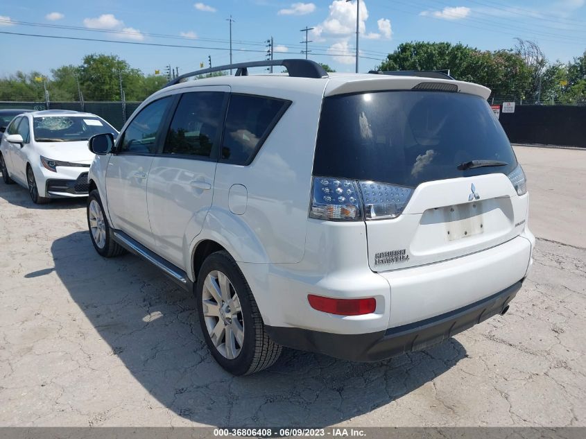 2013 MITSUBISHI OUTLANDER SE - JA4AS3AW3DU002921