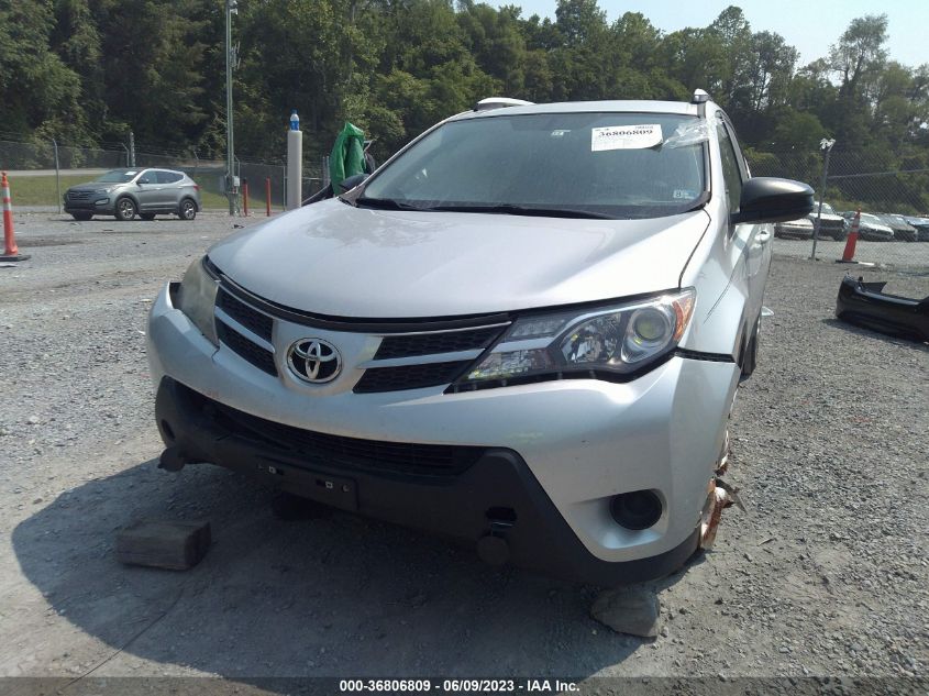 2014 TOYOTA RAV4 LE - JTMBFREV2ED077694