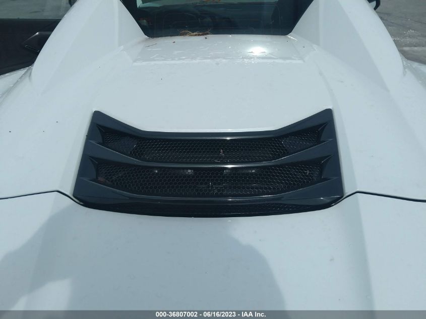 2023 CHEVROLET CORVETTE 3LT - 1G1YC3D42P5500224