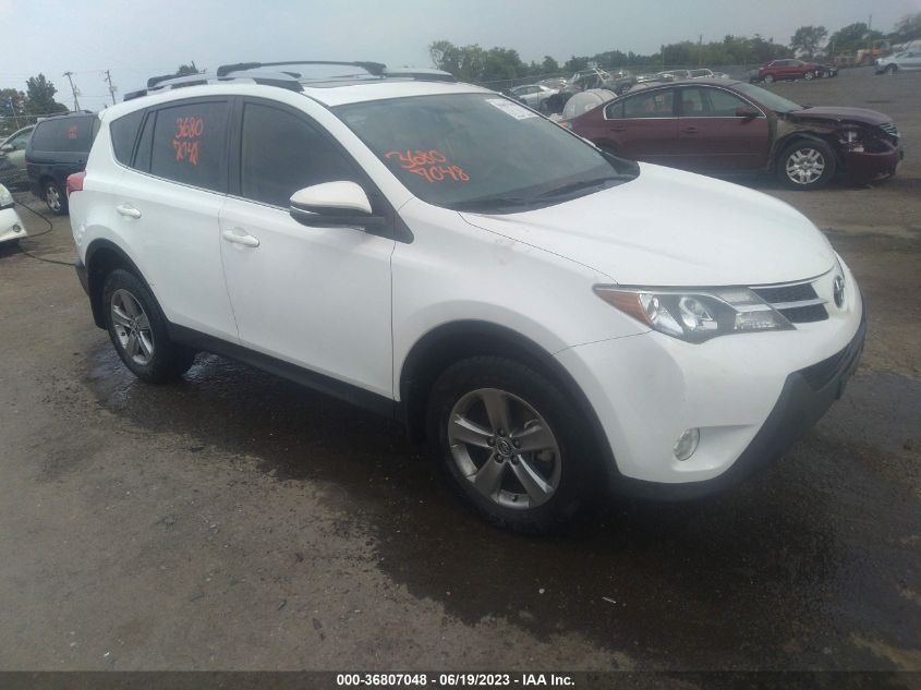 2015 TOYOTA RAV4 XLE - JTMWFREV2FD074037