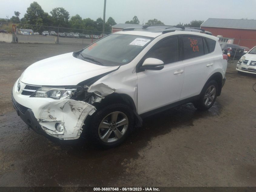 2015 TOYOTA RAV4 XLE - JTMWFREV2FD074037