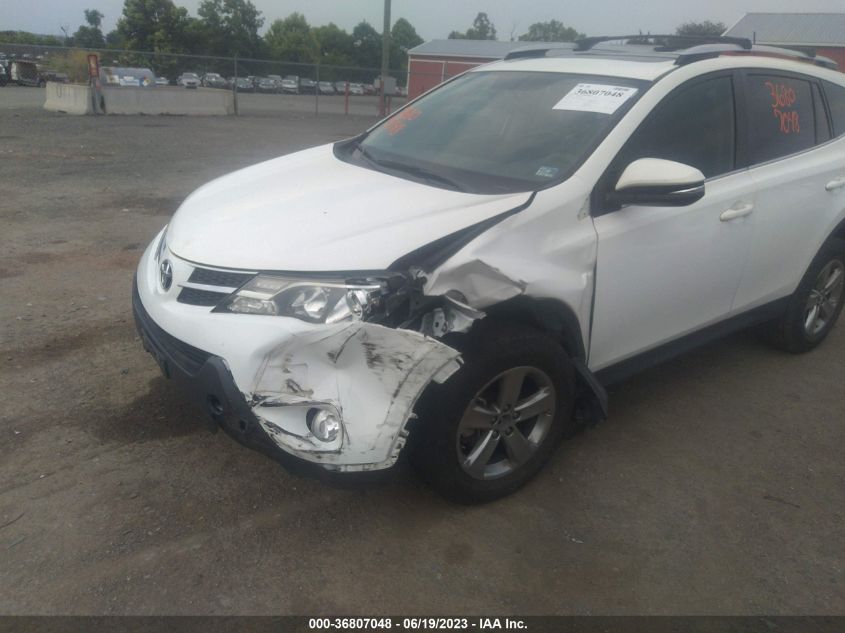2015 TOYOTA RAV4 XLE - JTMWFREV2FD074037