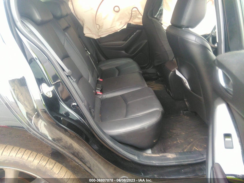VIN 3MZBN1L30JM252834 2018 MAZDA MAZDA3 5-DOOR TOURING