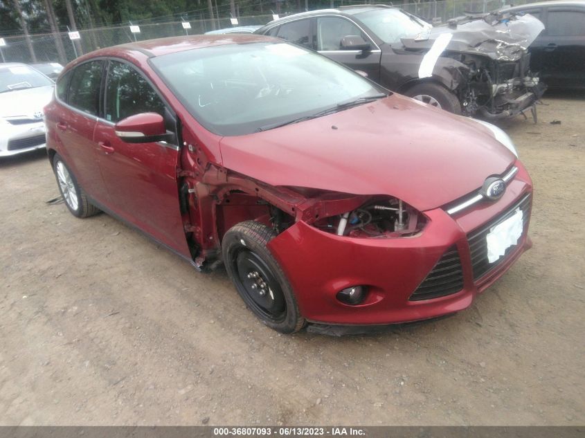 2014 FORD FOCUS TITANIUM - 1FADP3N27EL276888