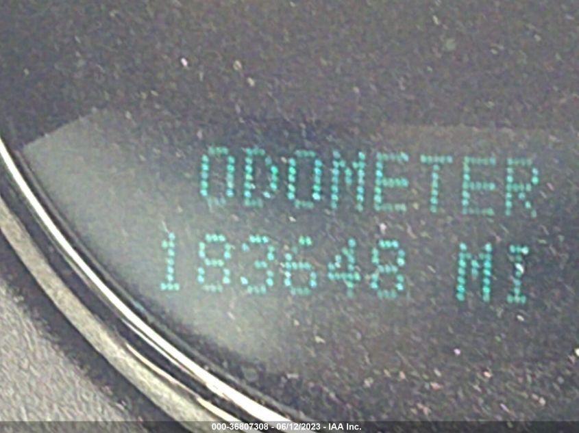 2013 GMC YUKON SLT - 1GKS2CE00DR112168