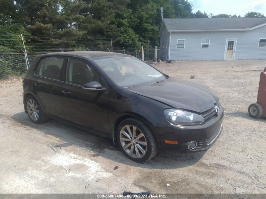 2013 VOLKSWAGEN GOLF TDI W/SUNROOF & NAV - WVWDM7AJ2DW128202