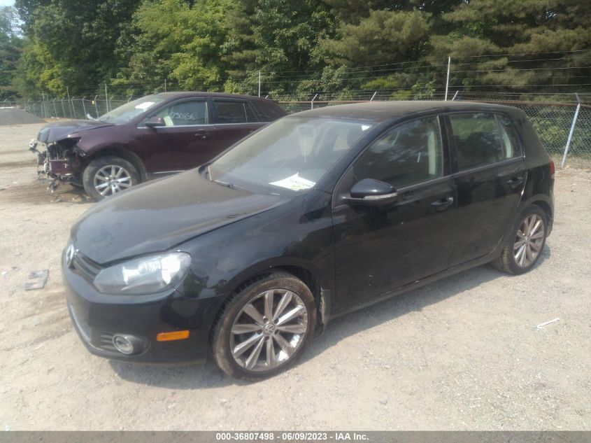 2013 VOLKSWAGEN GOLF TDI W/SUNROOF & NAV - WVWDM7AJ2DW128202