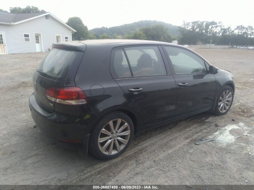 2013 VOLKSWAGEN GOLF TDI W/SUNROOF & NAV - WVWDM7AJ2DW128202