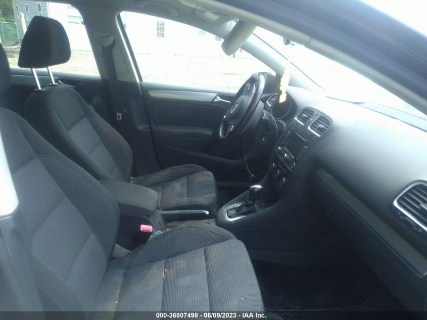 2013 VOLKSWAGEN GOLF TDI W/SUNROOF & NAV - WVWDM7AJ2DW128202