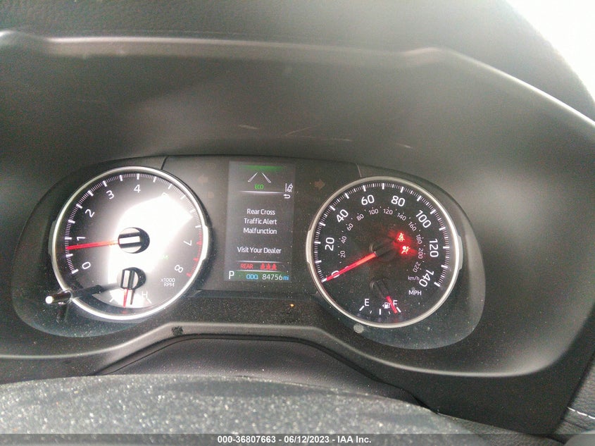 VIN 2T3W1RFV6KW050320 2019 TOYOTA RAV4 XLE