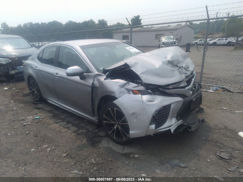 2018 TOYOTA CAMRY LE/SE/XLE/L - 4T1B11HKXJU620359