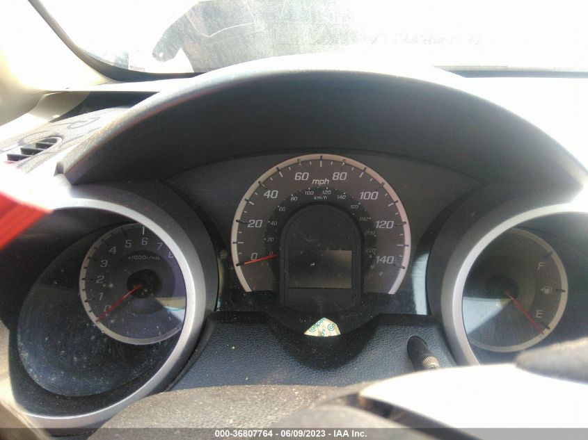 2013 HONDA FIT JHMGE8H33DC019674