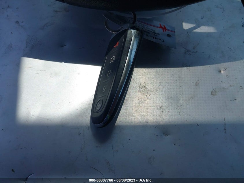 VIN 1FMCU9J90KUB01727 2019 FORD ESCAPE TITANIUM