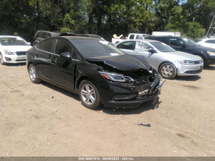 2018 CHEVROLET CRUZE LT - 1G1BE5SM7J7126896