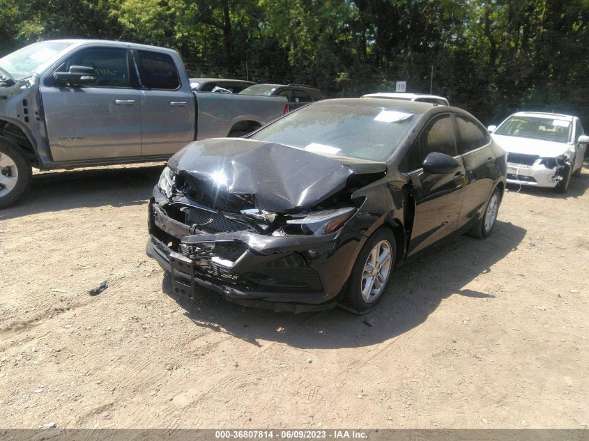 2018 CHEVROLET CRUZE LT - 1G1BE5SM7J7126896