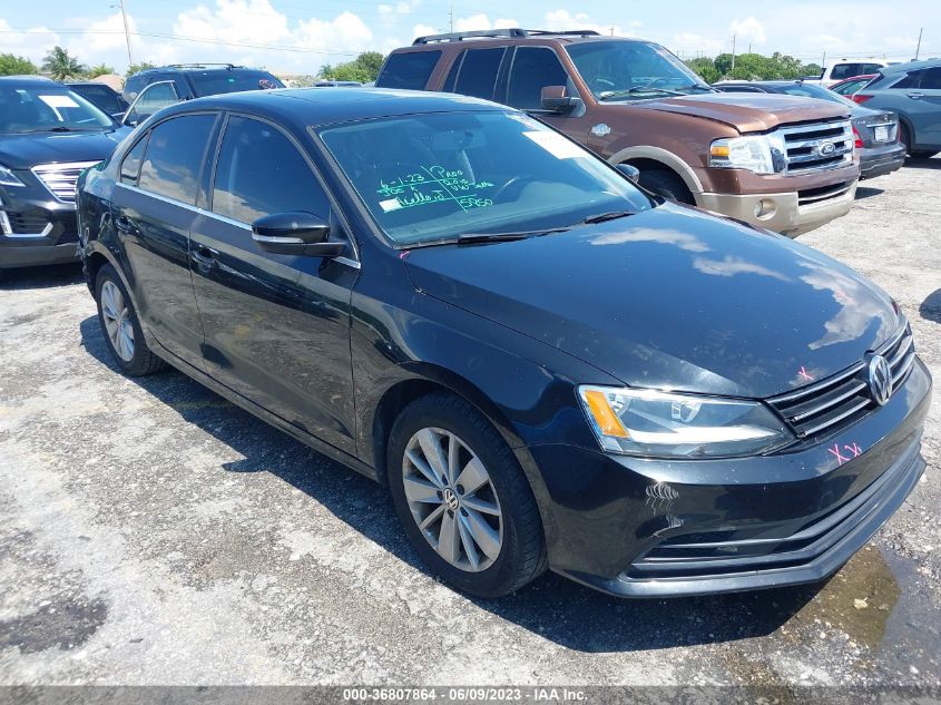 2015 VOLKSWAGEN JETTA SEDAN 1.8T SE W/CONNECTIVITY - 3VWD07AJ7FM404692