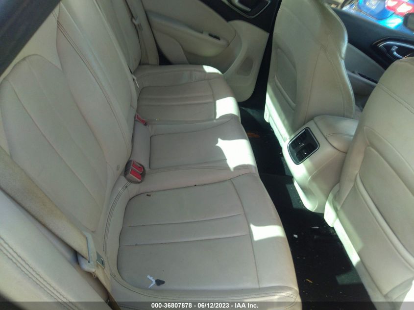 2015 CHRYSLER 200 C - 1C3CCCCG4FN532978