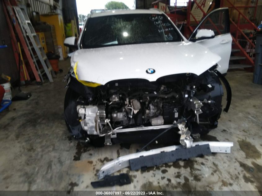 2018 BMW X1 XDRIVE28I - WBXHT3C32J5L34216
