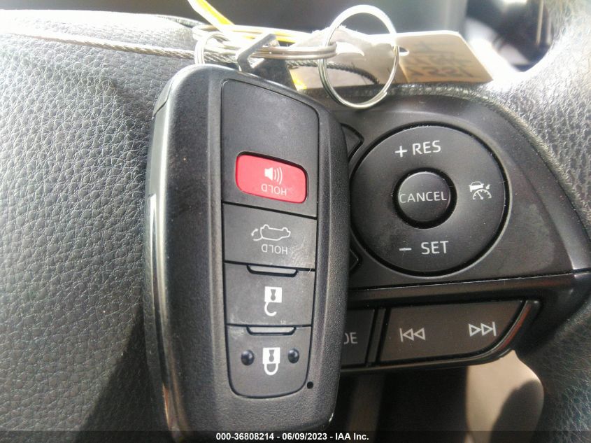 2020 TOYOTA RAV4 XLE - JTMW1RFV3LJ017551