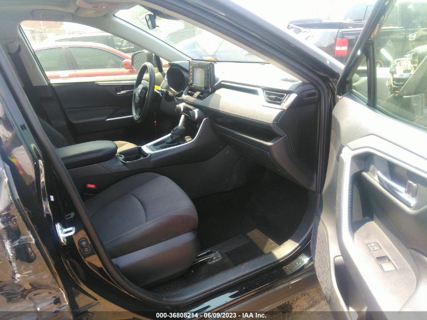 2020 TOYOTA RAV4 XLE - JTMW1RFV3LJ017551