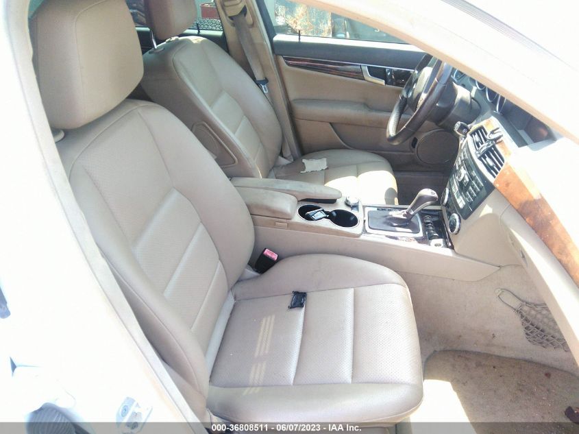 2013 MERCEDES-BENZ C-CLASS C 250 - WDDGF4HB9DA859216