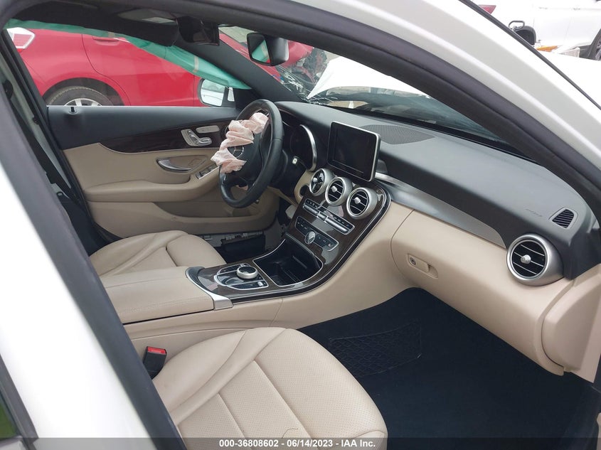 VIN 55SWF4JB5JU241666 2018 MERCEDES-BENZ C-CLASS C 300