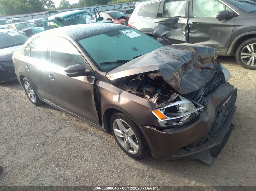 2014 VOLKSWAGEN JETTA SEDAN TDI - 3VWLL7AJ5EM281976