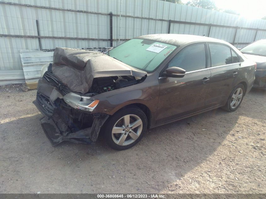 2014 VOLKSWAGEN JETTA SEDAN TDI - 3VWLL7AJ5EM281976