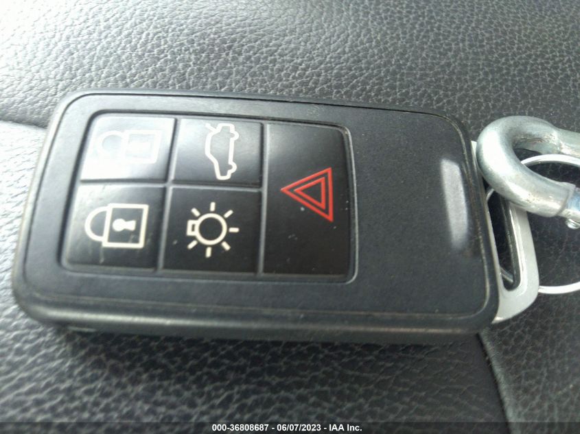 2015 VOLVO V60 CROSS COUNTRY T5 YV4612HKXF1002069