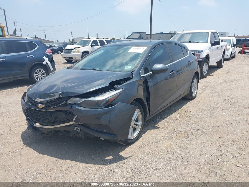 VIN 3G1BE6SMXJS576033 2018 CHEVROLET CRUZE LT