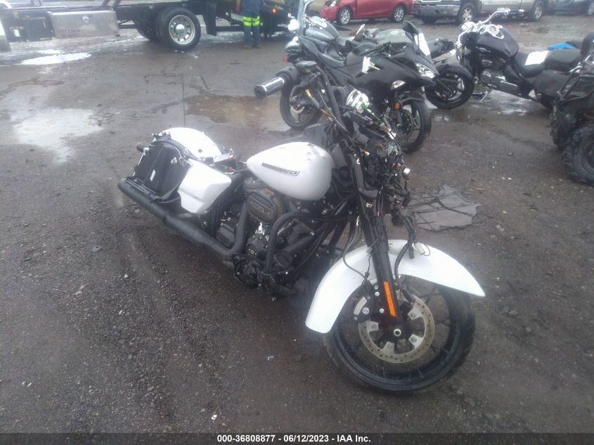 2020 HARLEY-DAVIDSON FLHXS - 1HD1KRP1XLB601425
