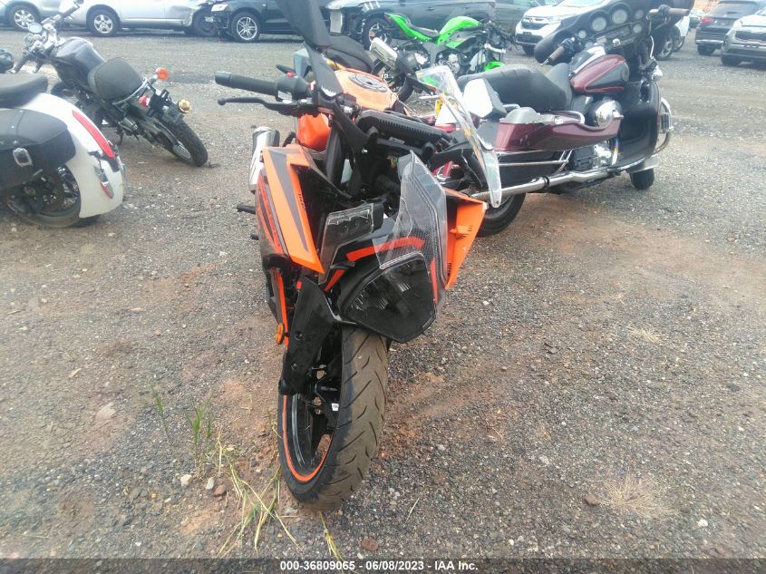2022 KTM 390 RC MD2JYJ401NC215089