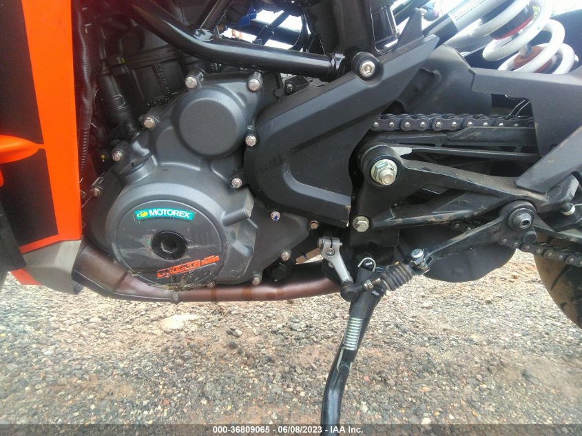 2022 KTM 390 RC MD2JYJ401NC215089