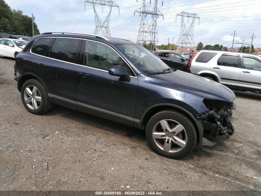 2014 VOLKSWAGEN TOUAREG V6 - WVGEF9BPXED012607