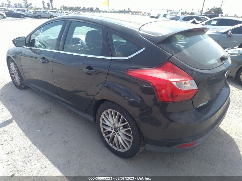 2014 FORD FOCUS TITANIUM - 1FADP3N28EL230406