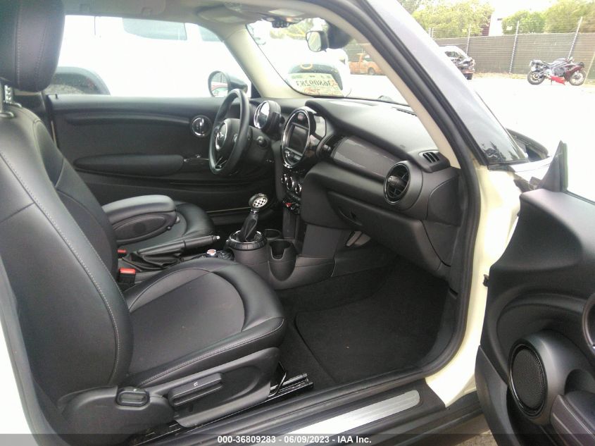 2016 MINI COOPER WMWXP5C57G3B76373