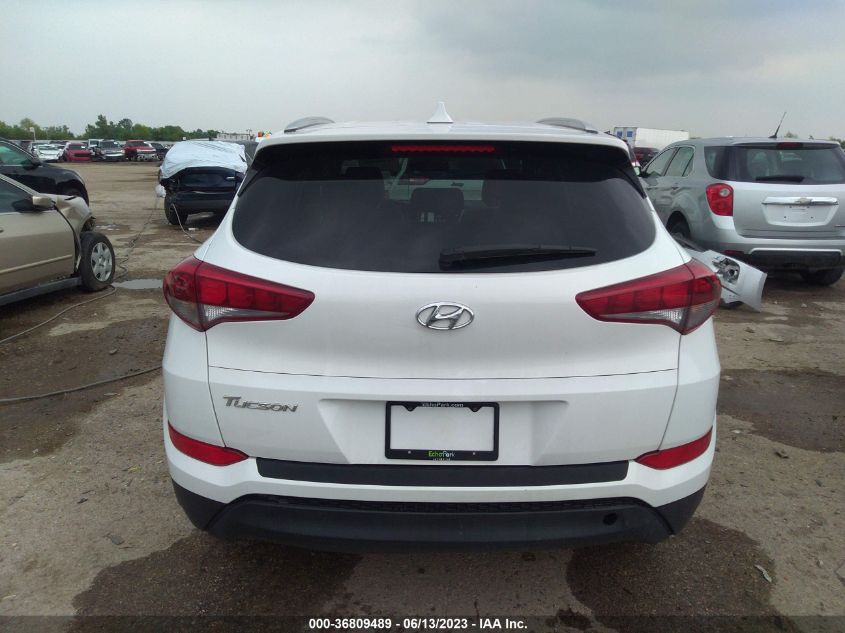 2017 HYUNDAI TUCSON SE PLUS - KM8J33A41HU420378