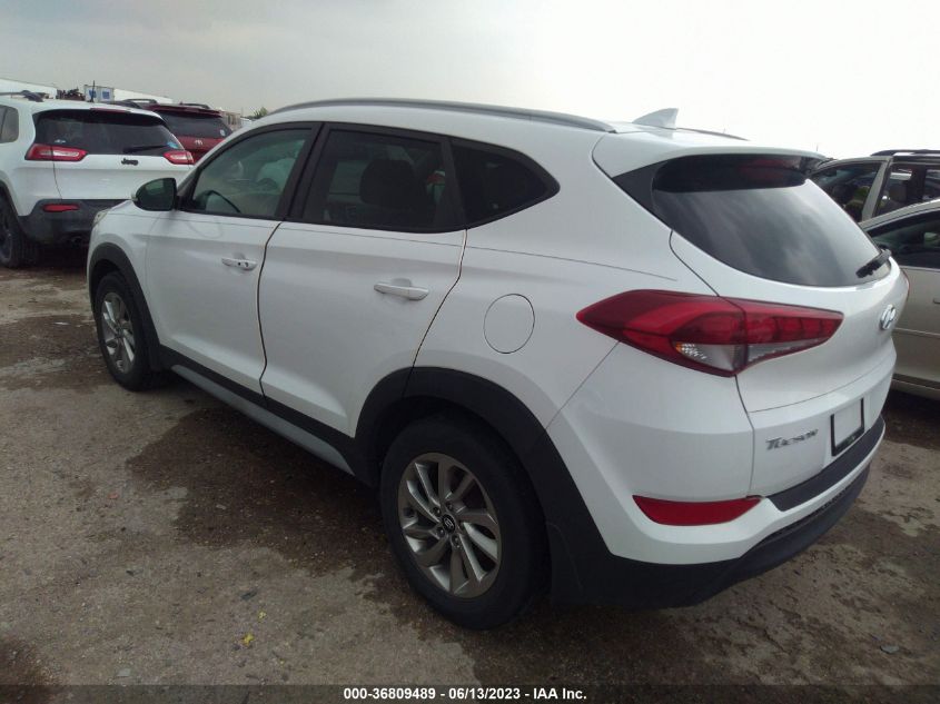 2017 HYUNDAI TUCSON SE PLUS - KM8J33A41HU420378