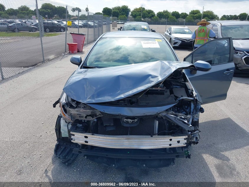 VIN 5YFEPRAE5LP063279 2020 TOYOTA COROLLA LE